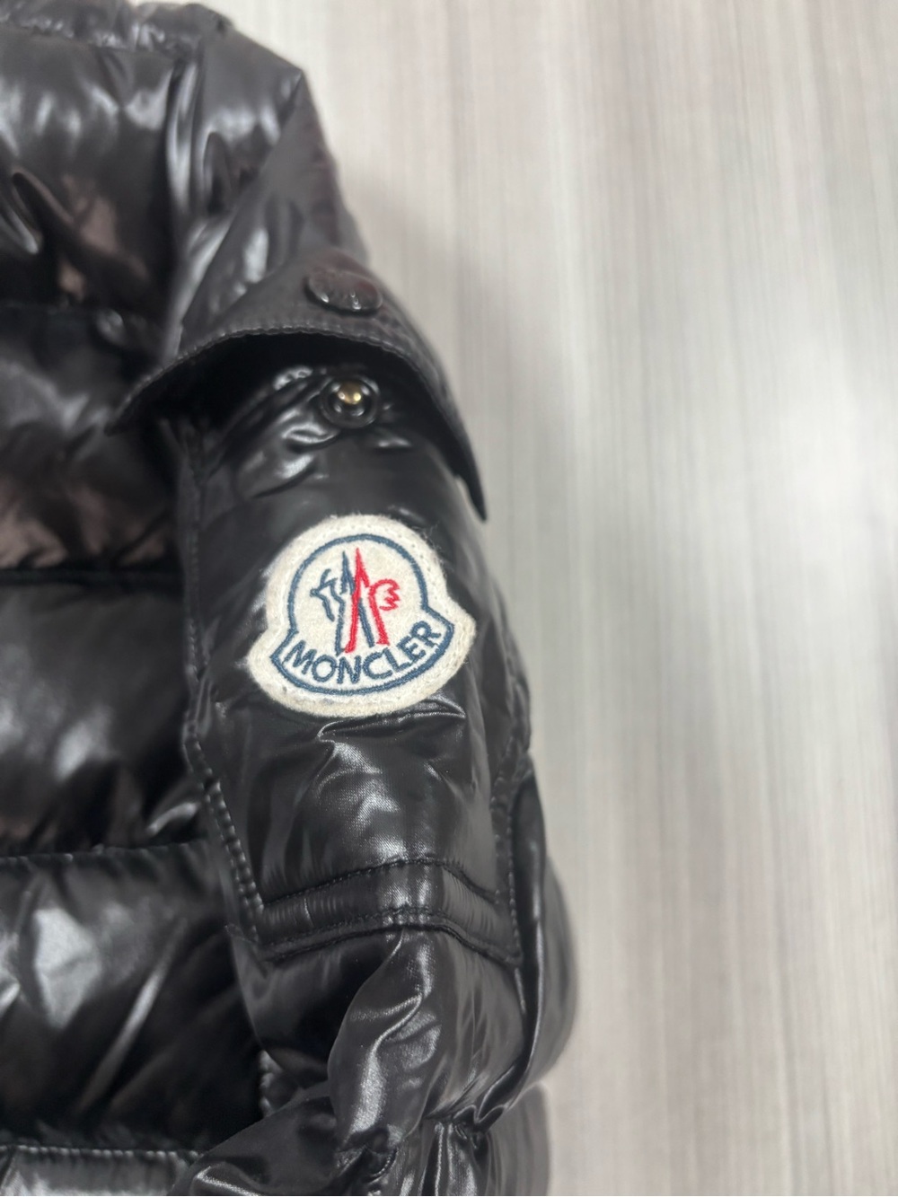 Moncler puffer - Picture 5 of 10